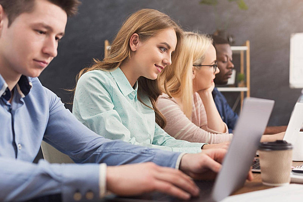 أفضل ممارسات تصميم موقع إلكتروني لتحقيق النجاح الرقمي